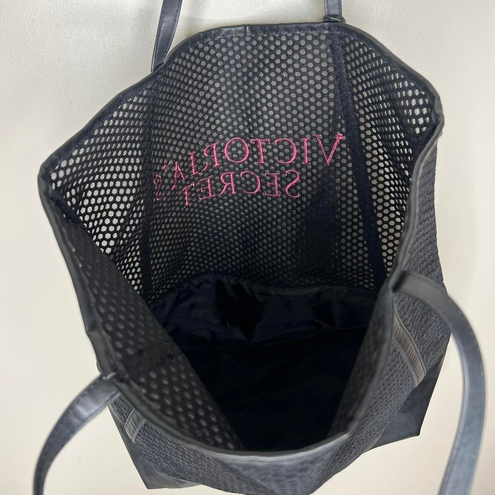 Victoria's Secret Black Mesh Tote Bag Y2K Pink Logo Shoulder Bag |Travel Gym - Picture 4 of 4